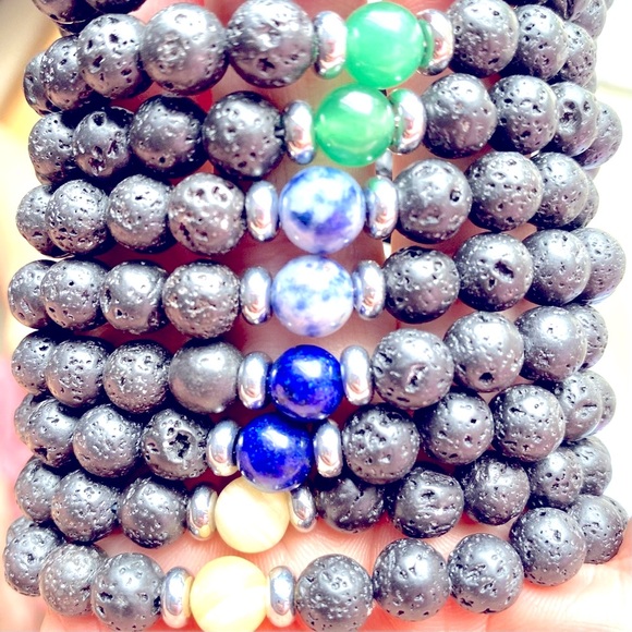 Lava Rock Diffuser Bracelet. - Picture 3 of 7